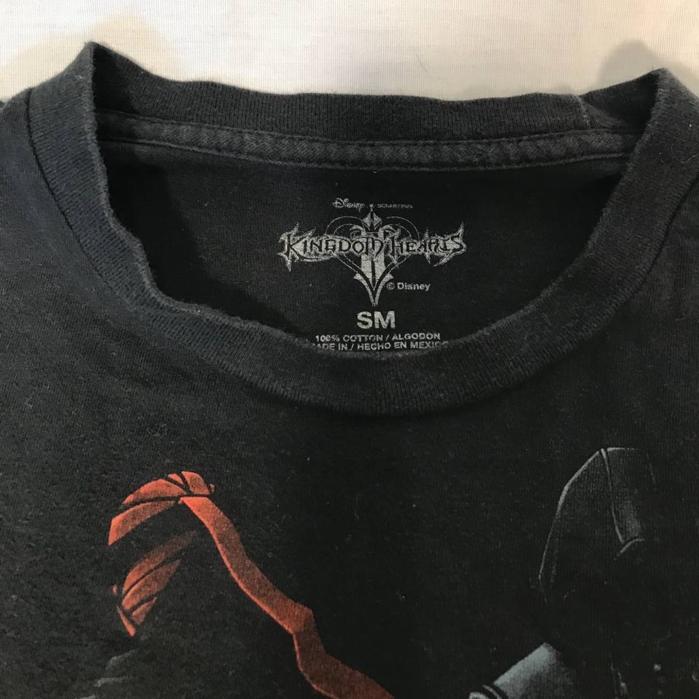 Kingdom Hearts Shirt - Picture 3 of 5